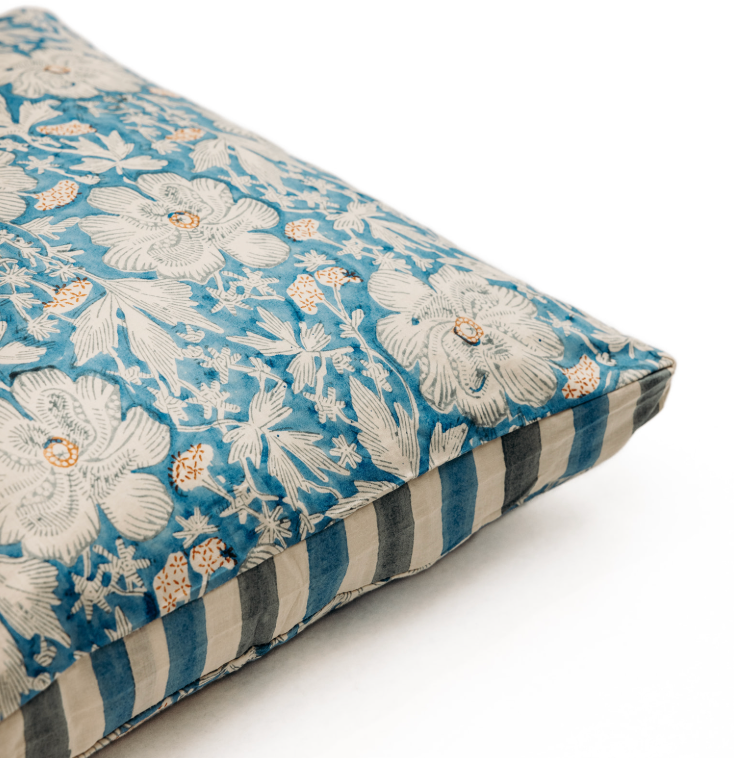 Coussin Supernova Saint-Pétersbourg