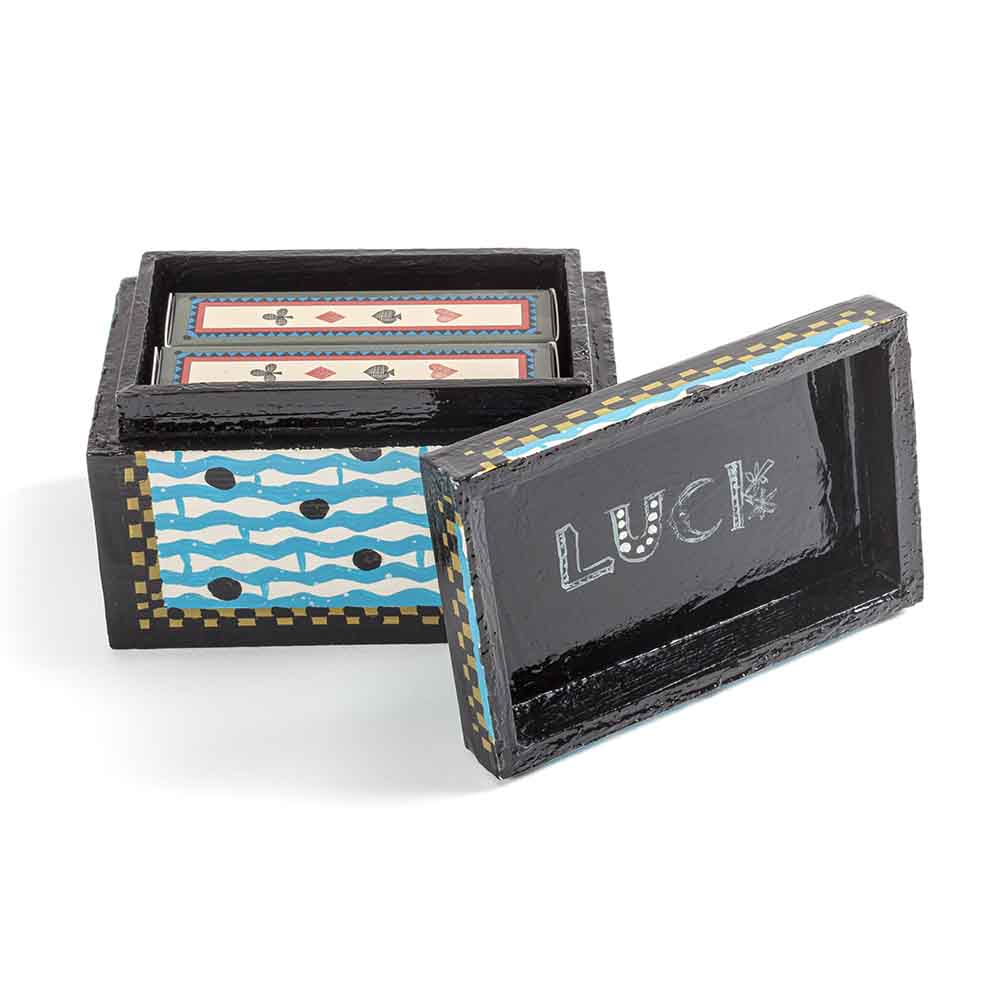 Card box: The bluffer