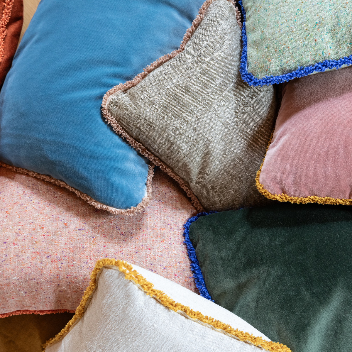 Coussin haut de gamme | Élégance & confort | Le Monde Sauvage
