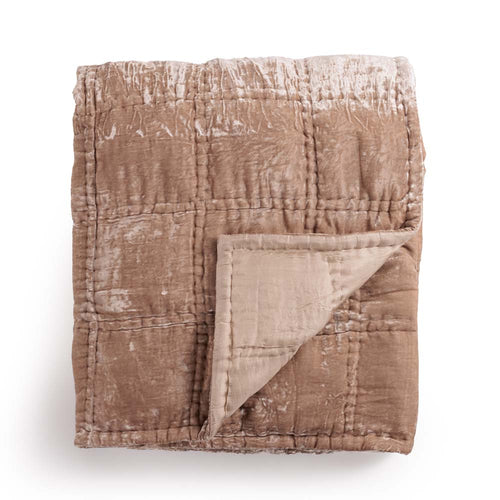 Goa by night quilt in Namib