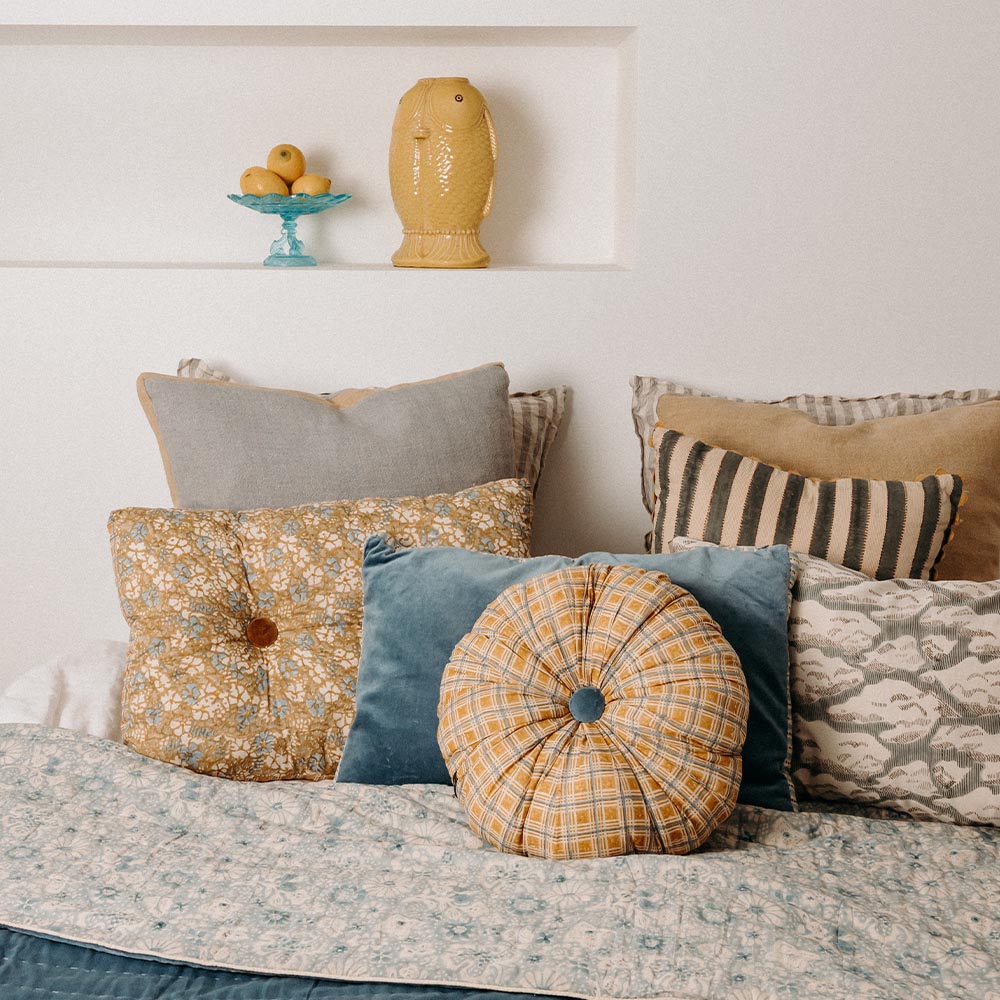 Coussin Totoro Florence - Le Monde Sauvage