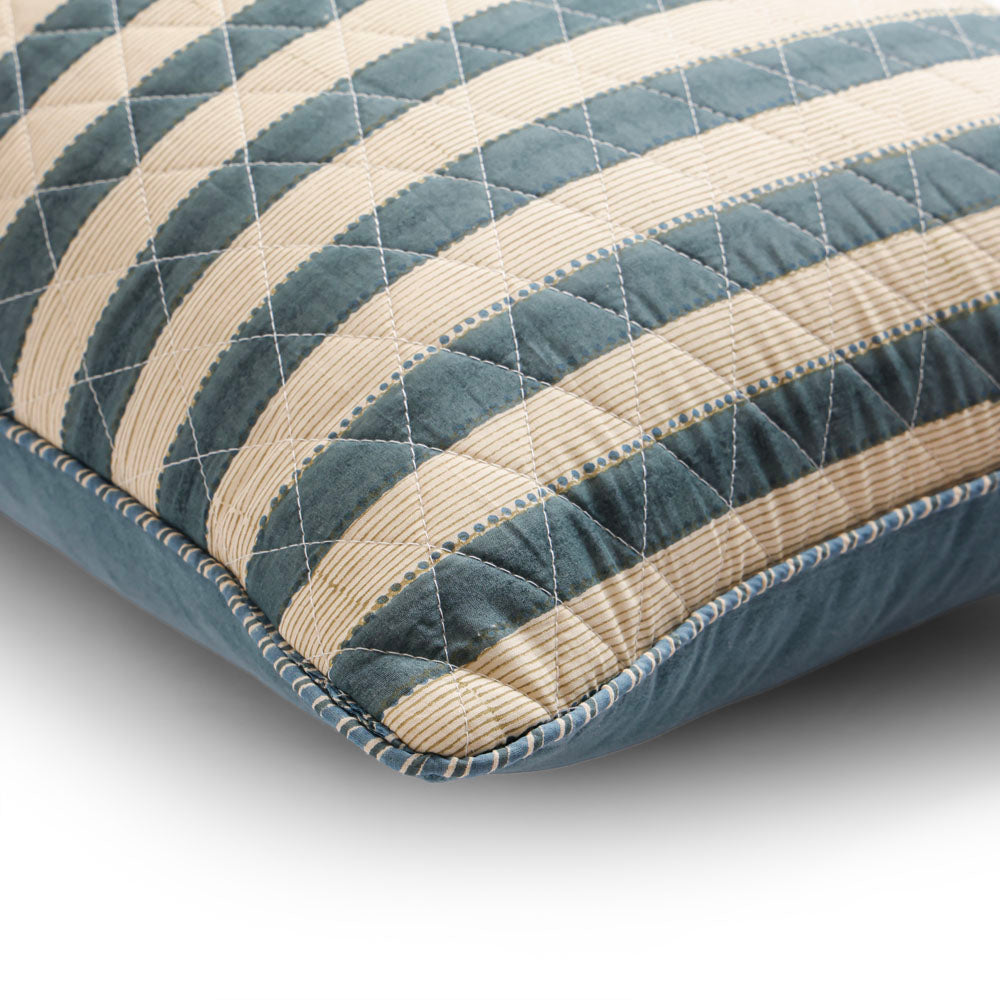 Coussin Riku Londres | Le Monde Sauvage
