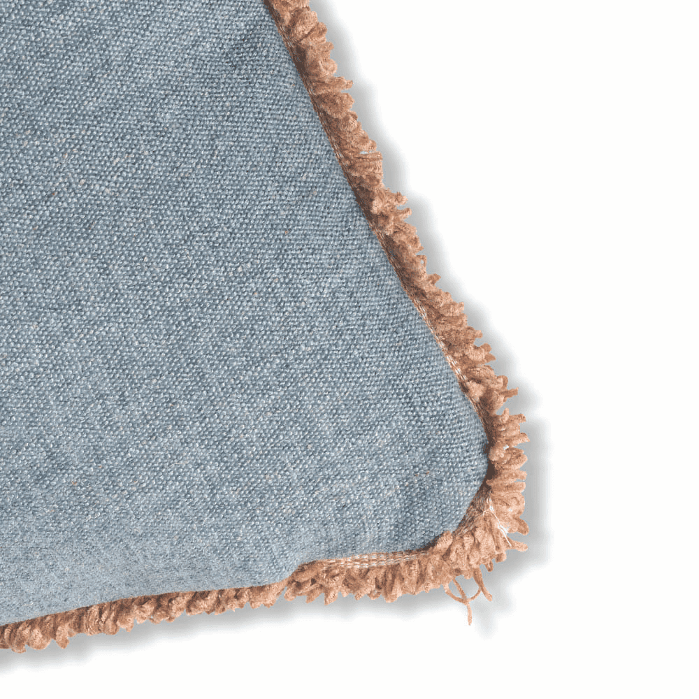 Coussin Le Magicien Tom Sifnos - Le Monde Sauvage 