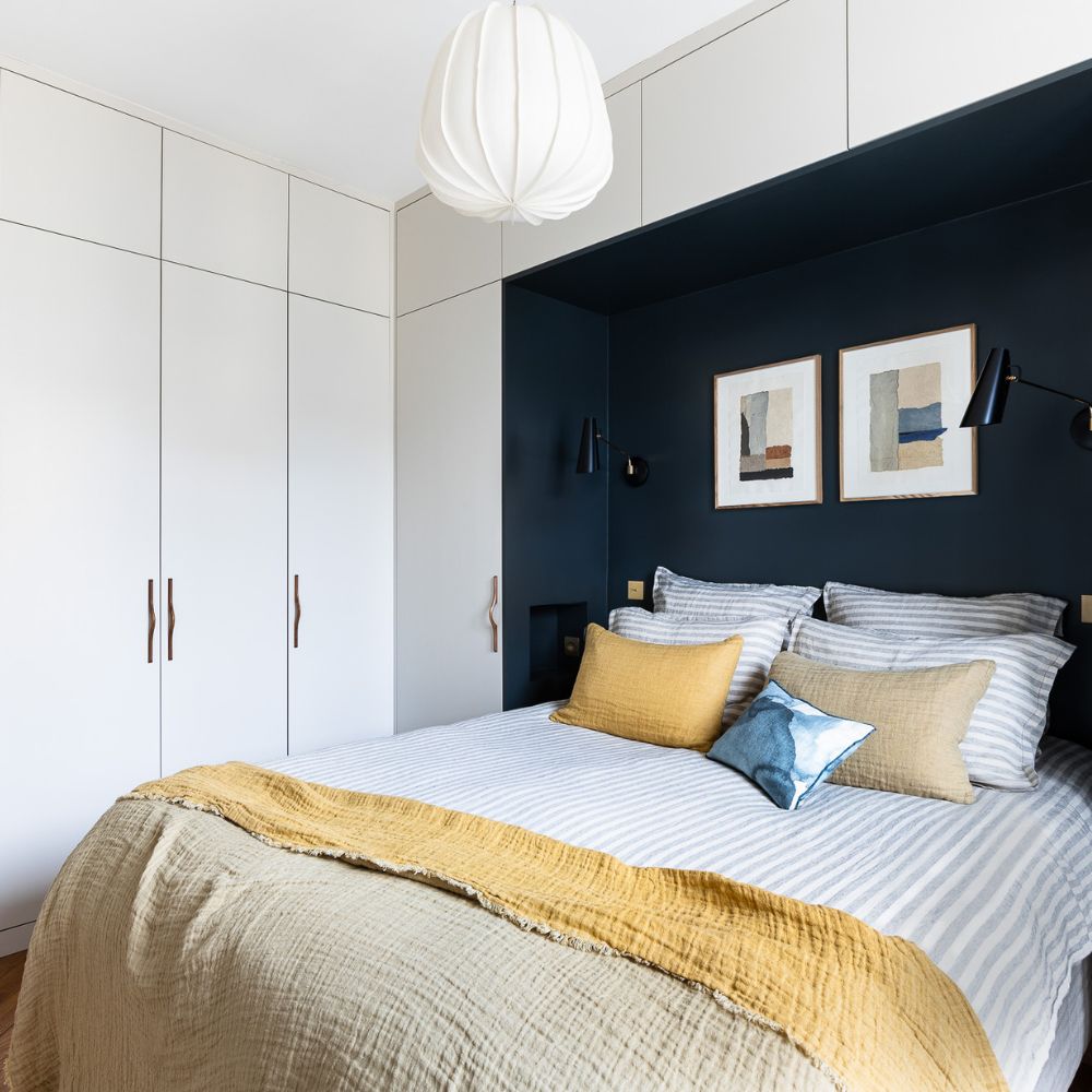 Coussin en lin gaufré Izamal dark - Le Monde Sauvage