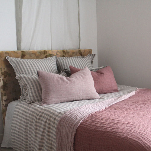 Waffled linen throw in Nude